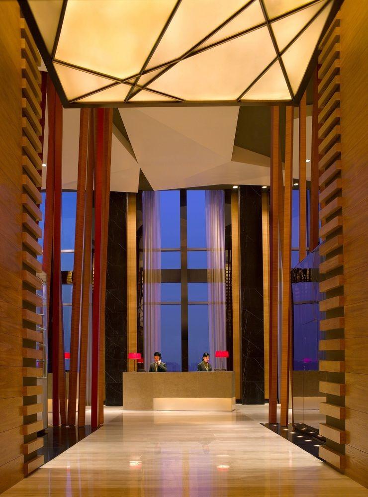 Grand Hyatt Hotel 5*